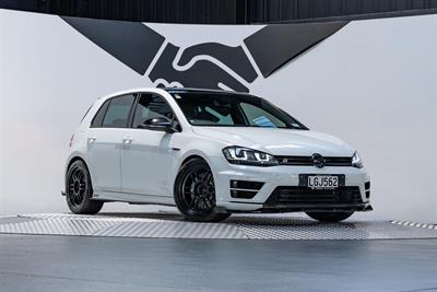 2015 Volkswagen Golf - Thumbnail