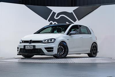 2015 Volkswagen Golf - Thumbnail