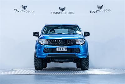 2015 Mitsubishi Triton - Thumbnail