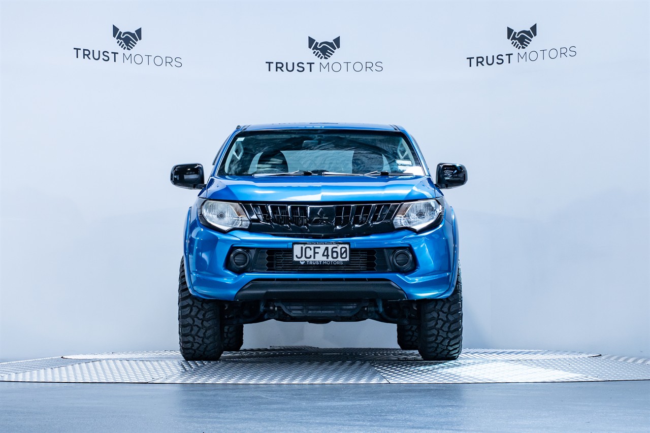 2015 Mitsubishi Triton