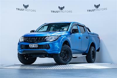 2015 Mitsubishi Triton - Thumbnail