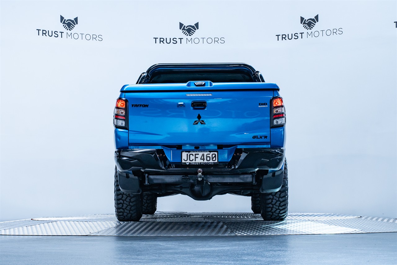 2015 Mitsubishi Triton