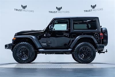 2021 Jeep Wrangler - Thumbnail