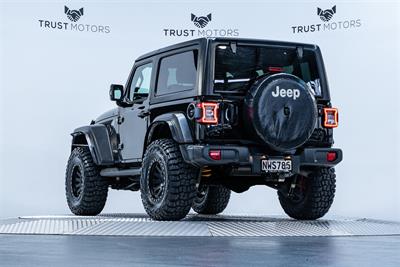 2021 Jeep Wrangler - Thumbnail