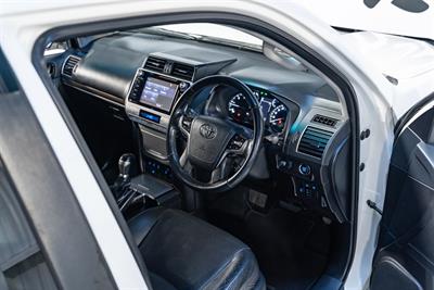 2018 Toyota Landcruiser Prado - Thumbnail