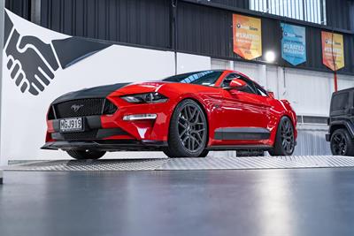 2019 Ford Mustang - Thumbnail