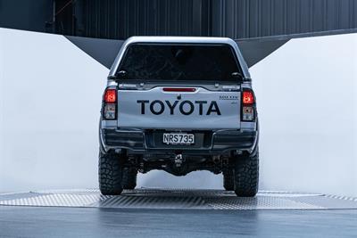 2021 Toyota Hilux - Thumbnail