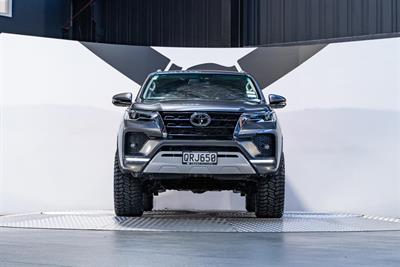 2021 Toyota Fortuner - Thumbnail