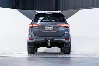 2021 Toyota Fortuner - Thumbnail