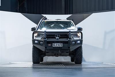 2021 Toyota Hilux - Thumbnail