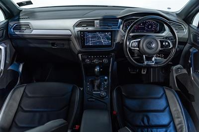 2021 Volkswagen Tiguan - Thumbnail