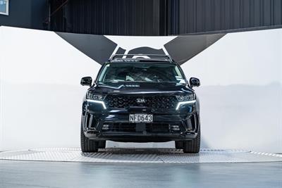 2021 Kia Sorento - Thumbnail