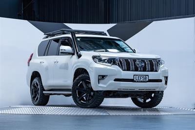 2018 Toyota Landcruiser Prado - Thumbnail