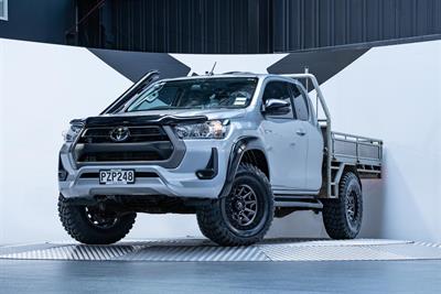 2023 Toyota Hilux - Thumbnail