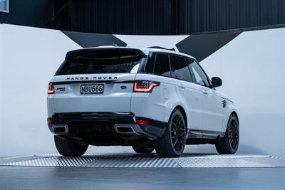 2018 Land Rover Range Rover Sport - Thumbnail