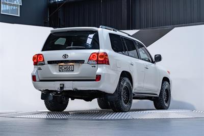 2013 Toyota Landcruiser - Thumbnail