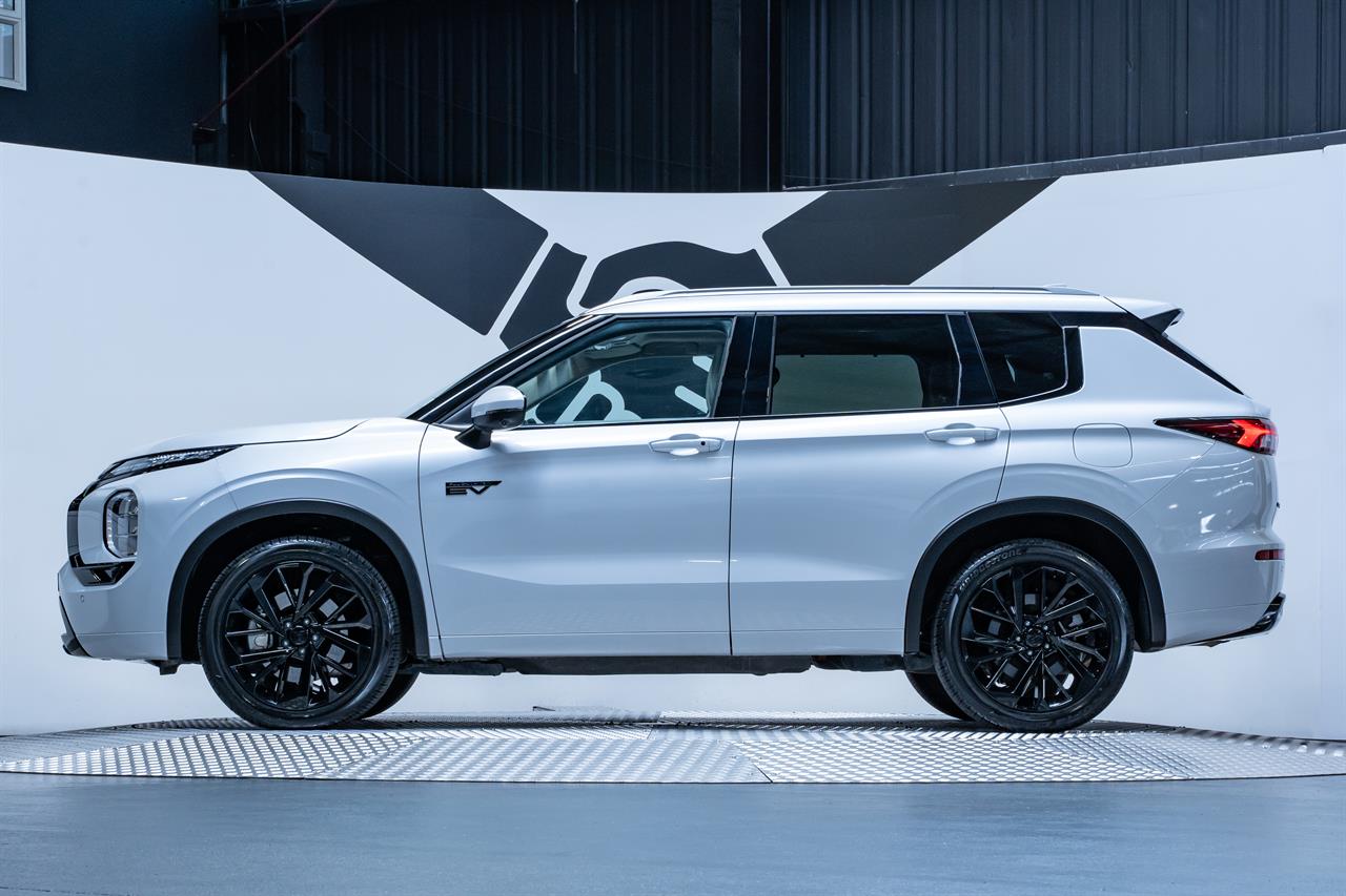 2023 Mitsubishi Outlander