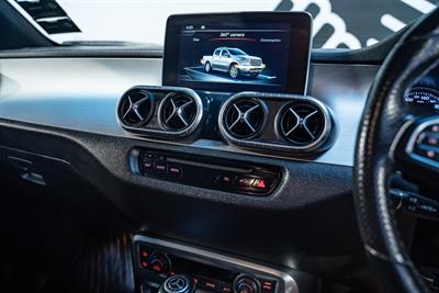 2019 Mercedes-Benz X-Class - Thumbnail