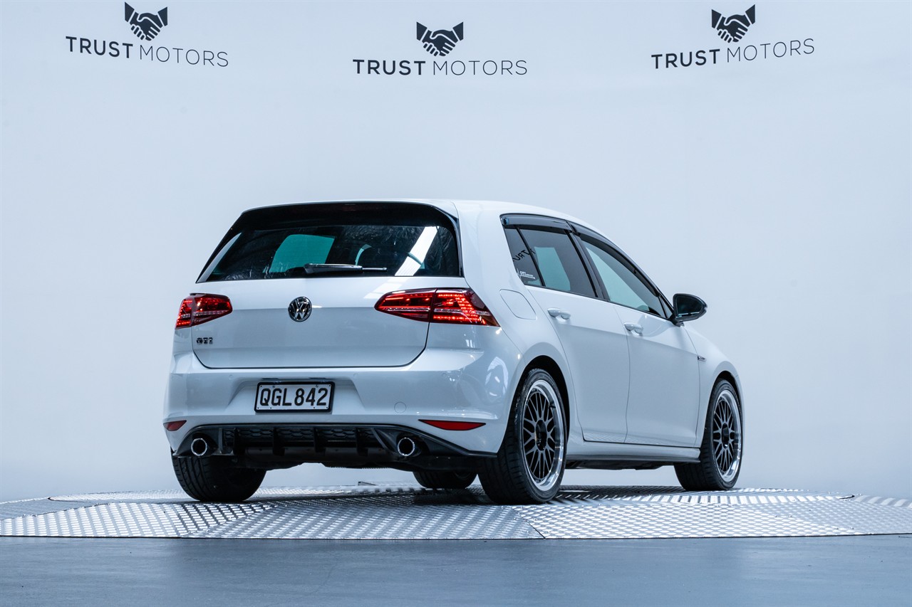 2014 Volkswagen Golf