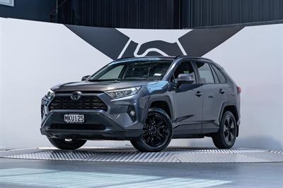 2019 Toyota Rav4 - Thumbnail