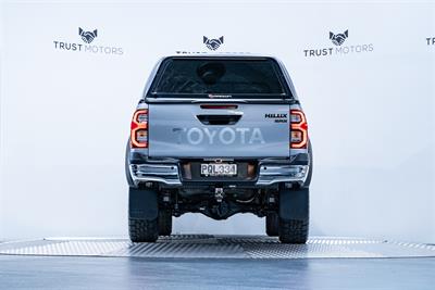 2022 Toyota Hilux - Thumbnail