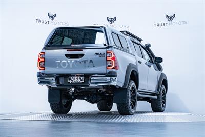 2022 Toyota Hilux - Thumbnail