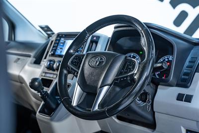 2019 Toyota Hiace - Thumbnail