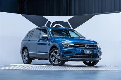 2018 Volkswagen Tiguan - Thumbnail