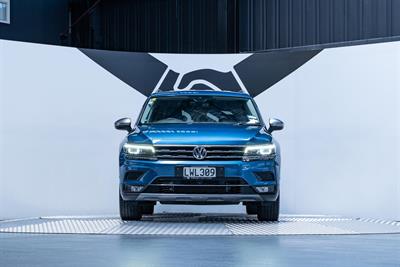 2018 Volkswagen Tiguan - Thumbnail