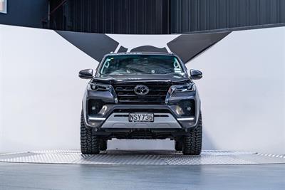 2021 Toyota Fortuner - Thumbnail