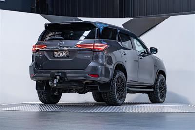 2021 Toyota Fortuner - Thumbnail