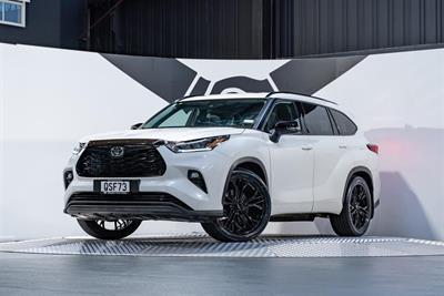 2021 Toyota Highlander - Thumbnail