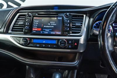 2019 Toyota Highlander - Thumbnail