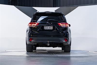 2019 Toyota Highlander - Thumbnail