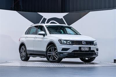 2018 Volkswagen Tiguan - Thumbnail