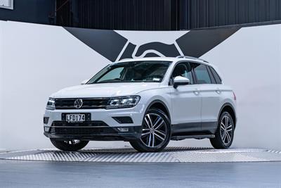 2018 Volkswagen Tiguan - Thumbnail