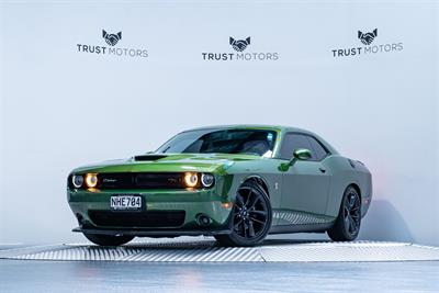 2019 Dodge Challenger - Thumbnail