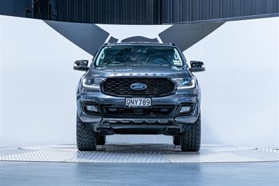 2020 Ford Everest - Thumbnail