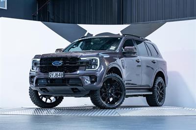 2023 Ford Everest - Thumbnail