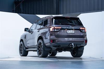 2023 Ford Everest - Thumbnail