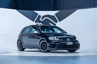 2014 Volkswagen Golf - Thumbnail