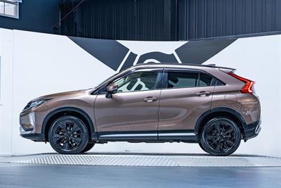 2018 Mitsubishi Eclipse Cross - Thumbnail