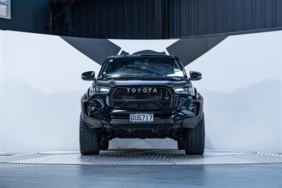 2023 Toyota Hilux - Thumbnail