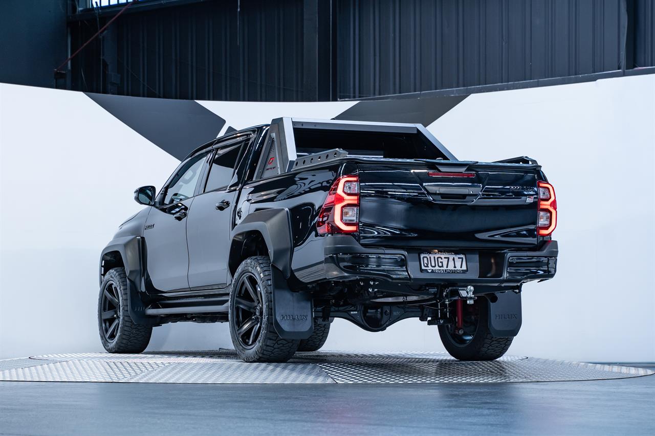 2023 Toyota Hilux